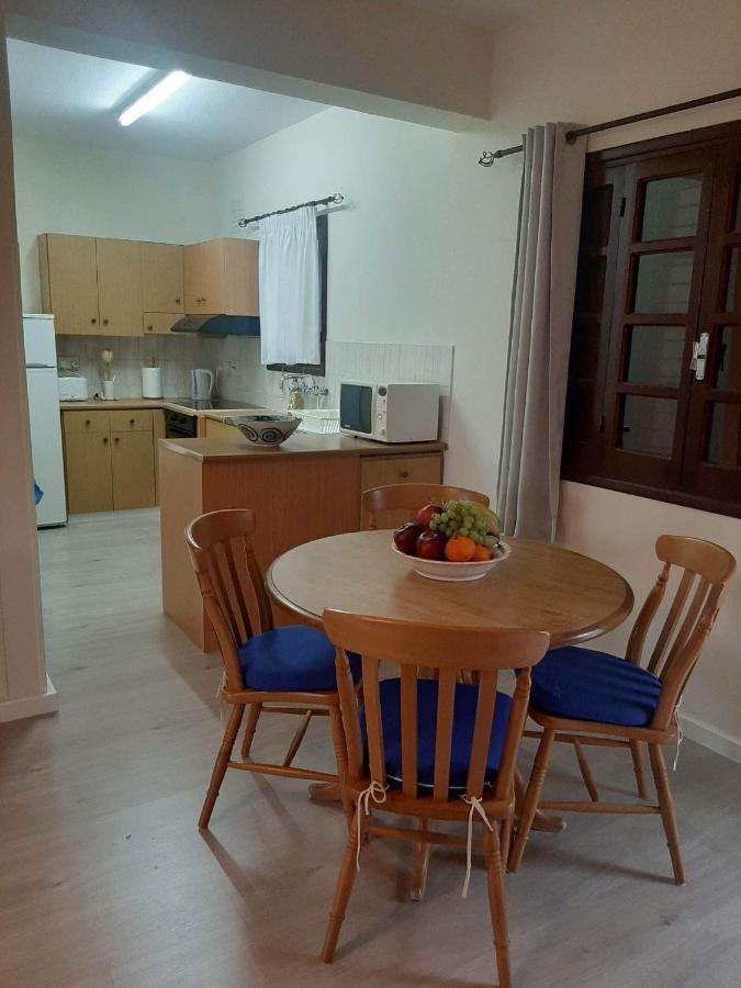 Klimataria B2 Apartment Писури Екстериор снимка
