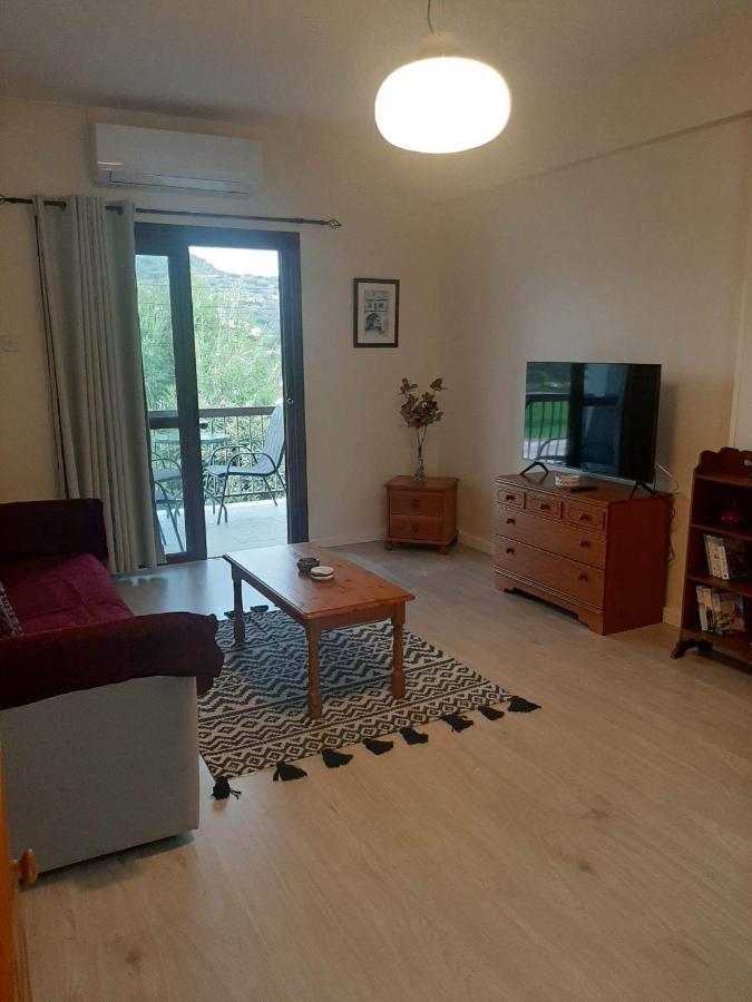Klimataria B2 Apartment Писури Екстериор снимка